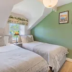 Lakeland - Sleeps 6 * Bowness-on-Windermere