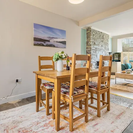 Lakeland - Sleeps 6 Holiday home