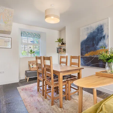 Lakeland - Sleeps 6 펜션 보우네스온윈더미어