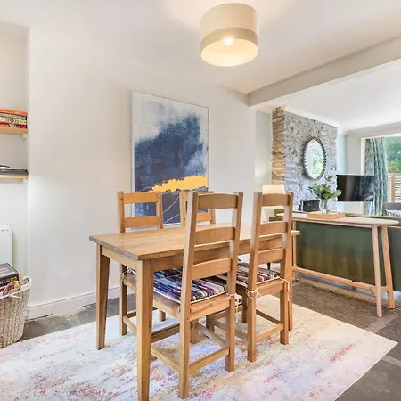 Lakeland - Sleeps 6 Tatil Evi